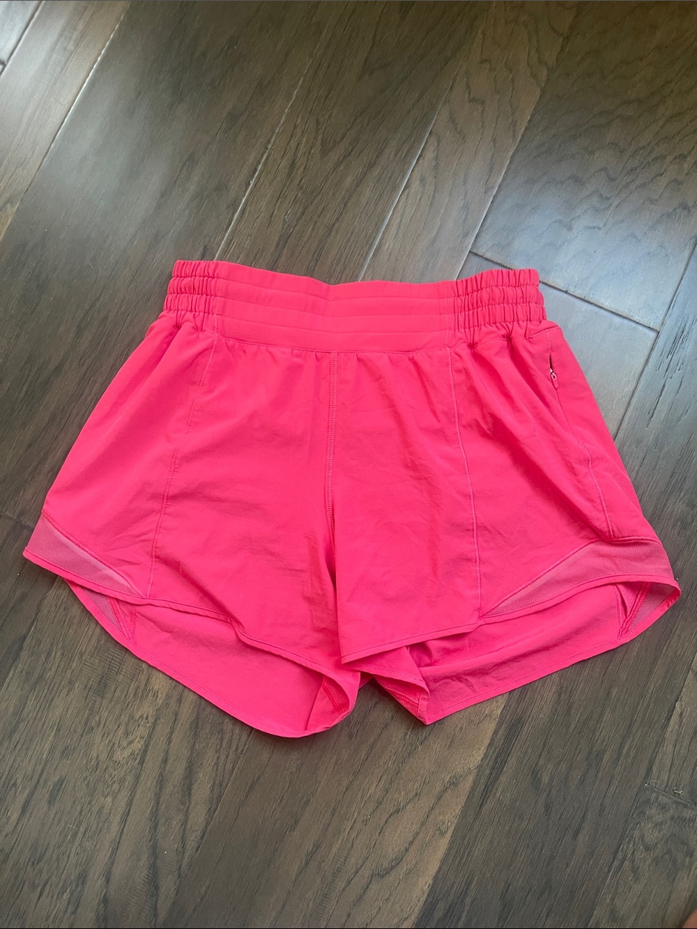 Hotty hot shorts high rise 4 inch